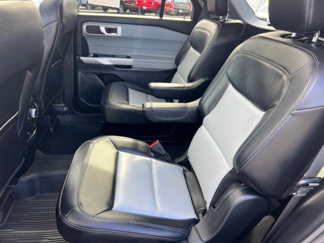 Certified 2023 Ford Explorer XLT w/ Equipment Group 202A AWD/4WD image 22