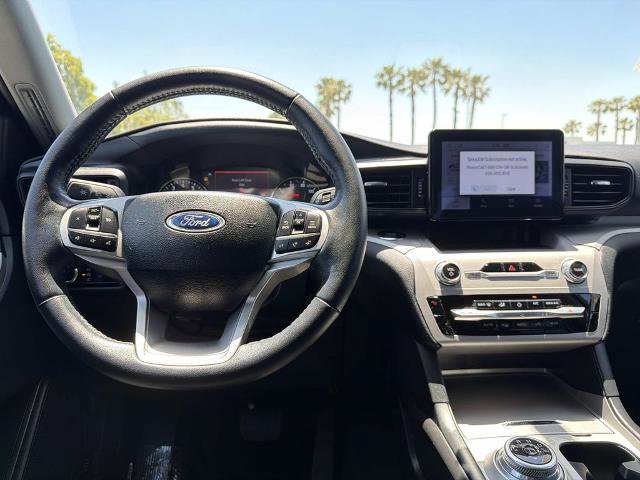Certified 2023 Ford Explorer XLT RWD image 11