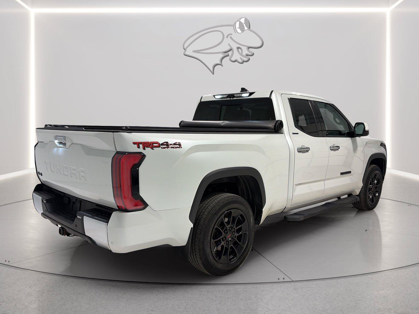 Used 2022 Toyota Tundra Limited w/ TRD Off-Road Package AWD/4WD image 5