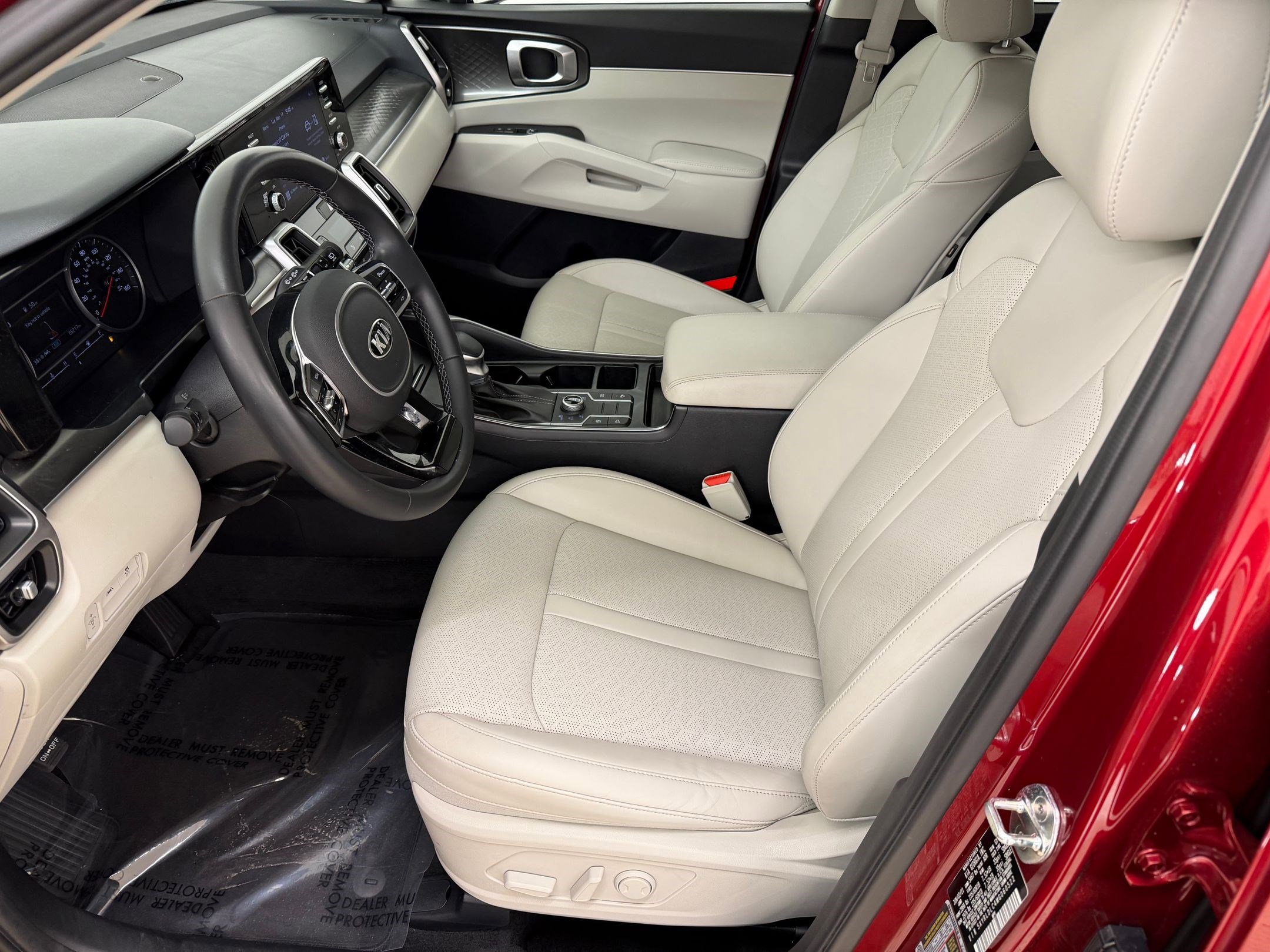 Used 2021 Kia Sorento S w/ Panoramic Sunroof Package image 5