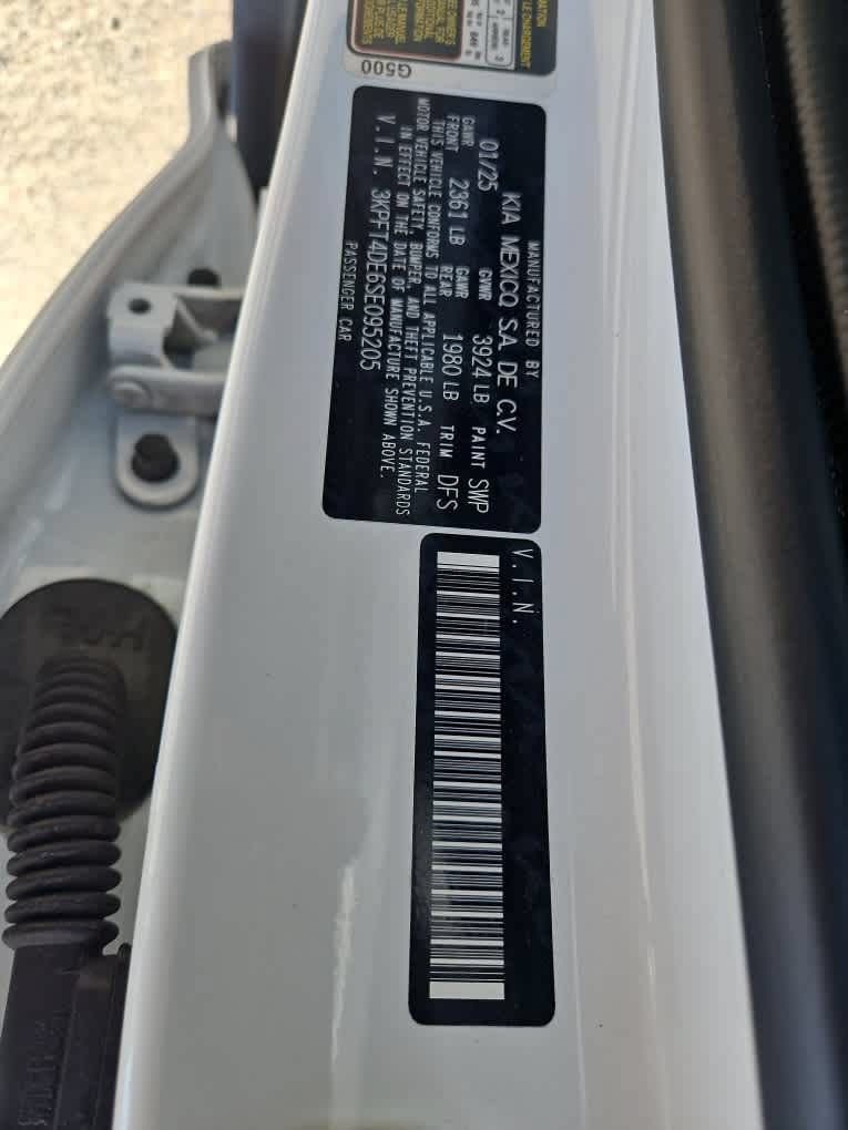 Used 2025 Kia K4 FWD image 21