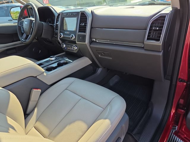 Certified 2020 Ford Expedition XLT w/ Equipment Group 202A RWD image 32