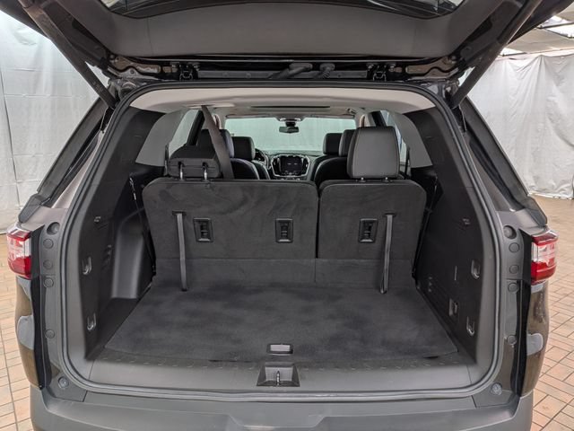 Used 2020 Chevrolet Traverse LT w/ LT Premium Package AWD/4WD image 23