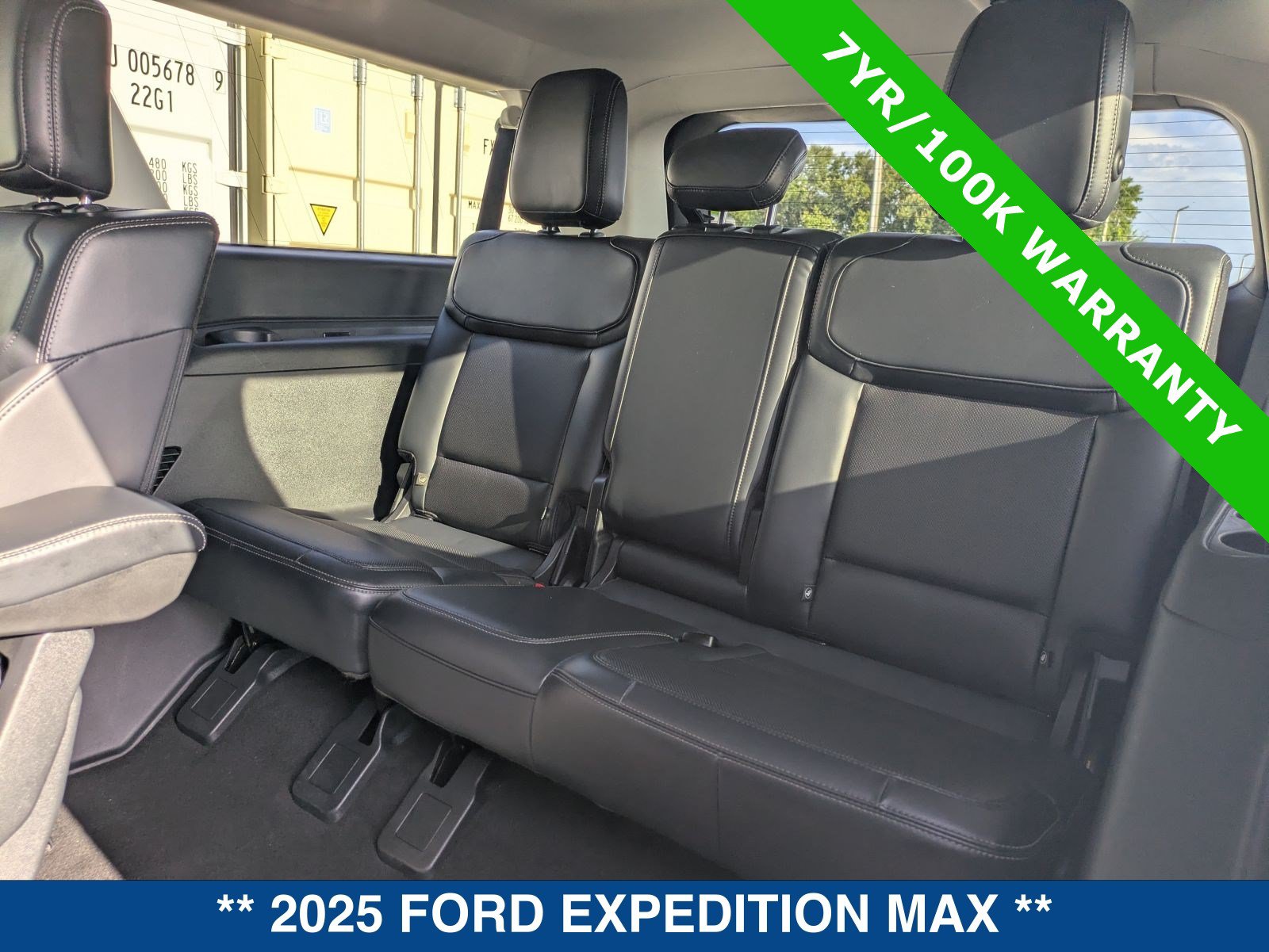 Certified 2025 Ford Expedition Max Platinum w/ Driver's Package AWD/4WD image 18