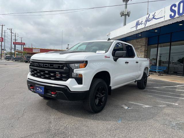 Used 2023 Chevrolet Silverado 1500 Custom Trail Boss AWD/4WD image 4