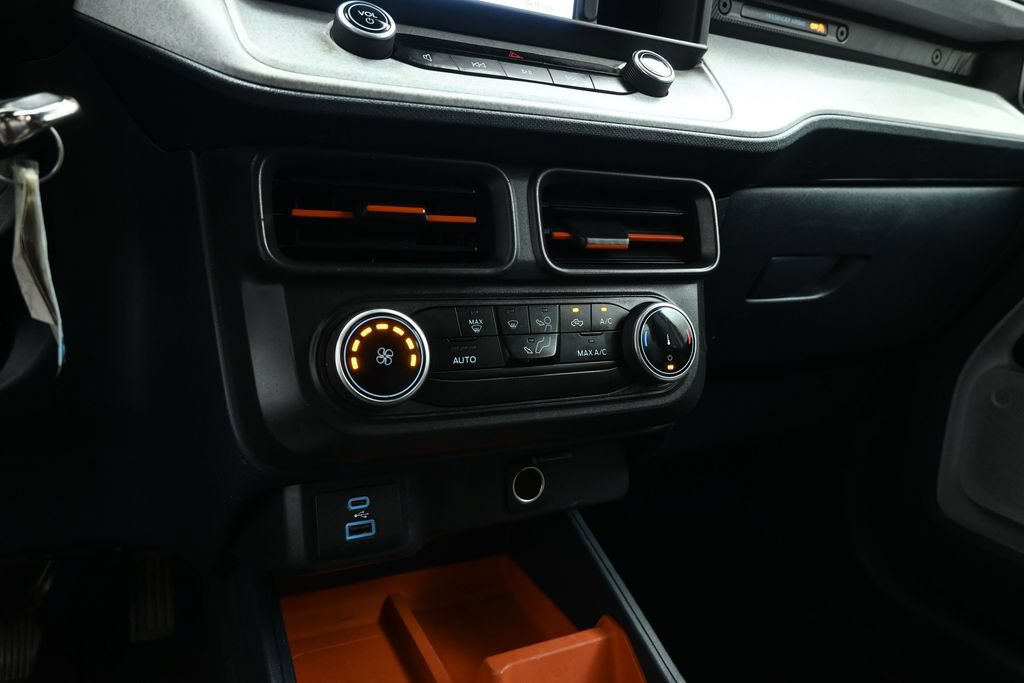 Certified 2023 Ford Maverick XLT FWD image 14
