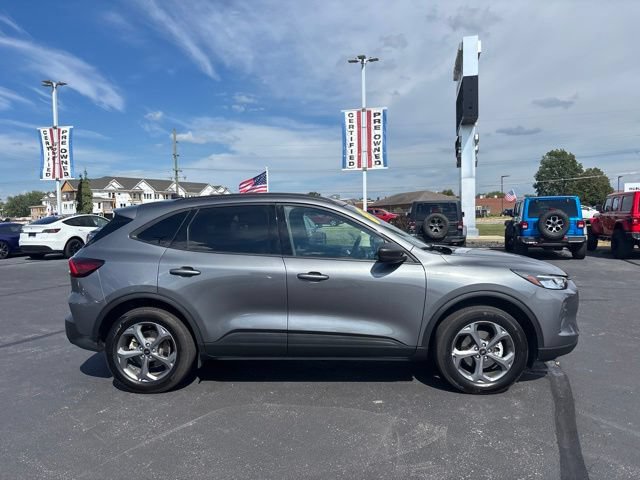 Certified 2026 Ford Escape ST-Line AWD/4WD image 6