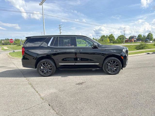 Used 2024 GMC Yukon Denali AWD/4WD image 4