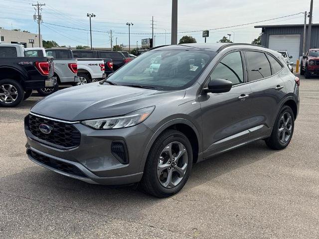 Certified 2024 Ford Escape ST-Line w/ Tech Pack #1 AWD/4WD image 2