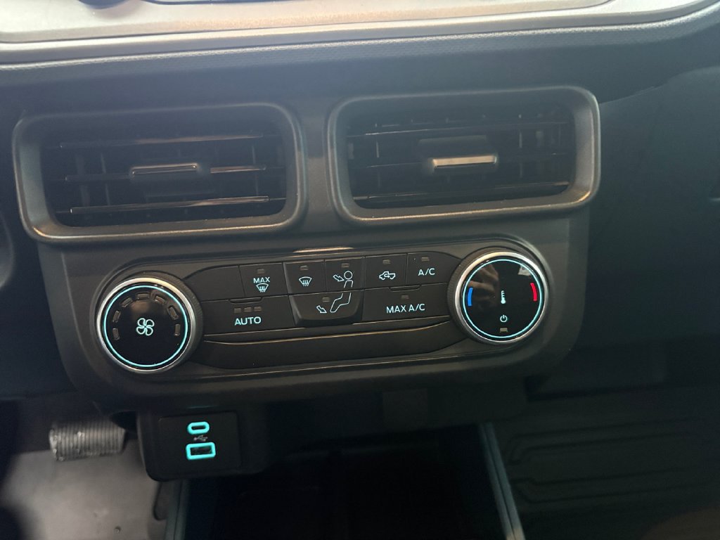 Certified 2024 Ford Maverick XL FWD image 17