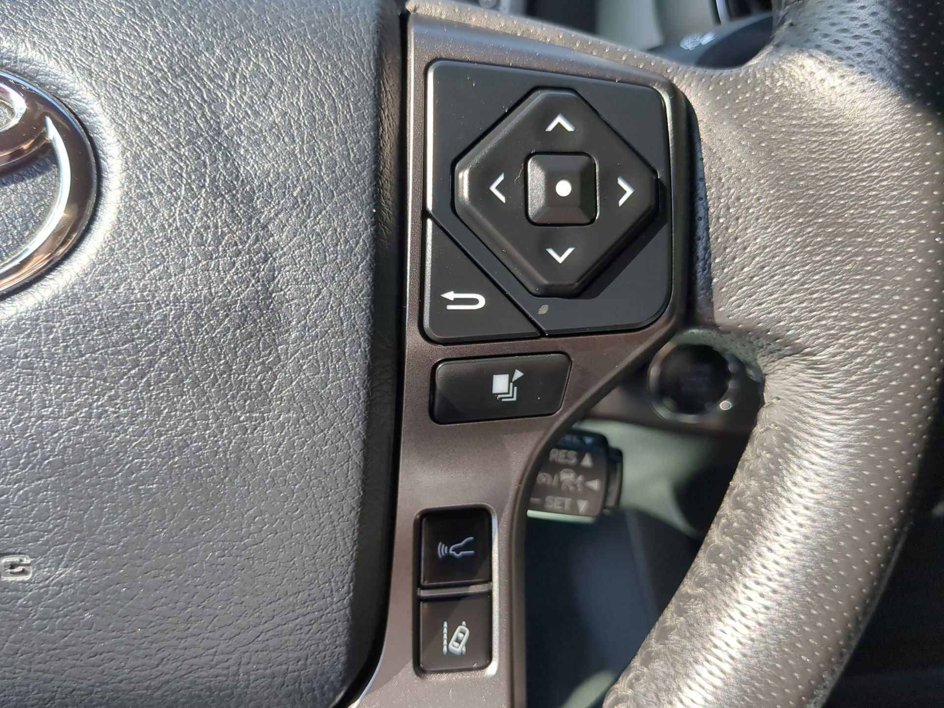 Used 2019 Toyota Tacoma TRD Sport image 57
