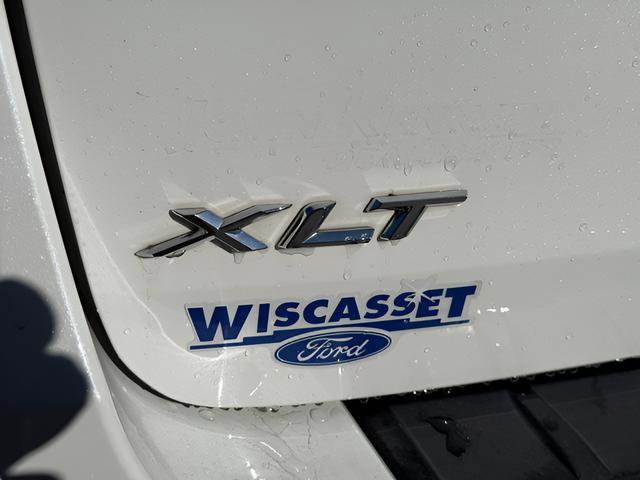 Certified 2022 Ford Explorer XLT w/ Equipment Group 202A AWD/4WD image 19