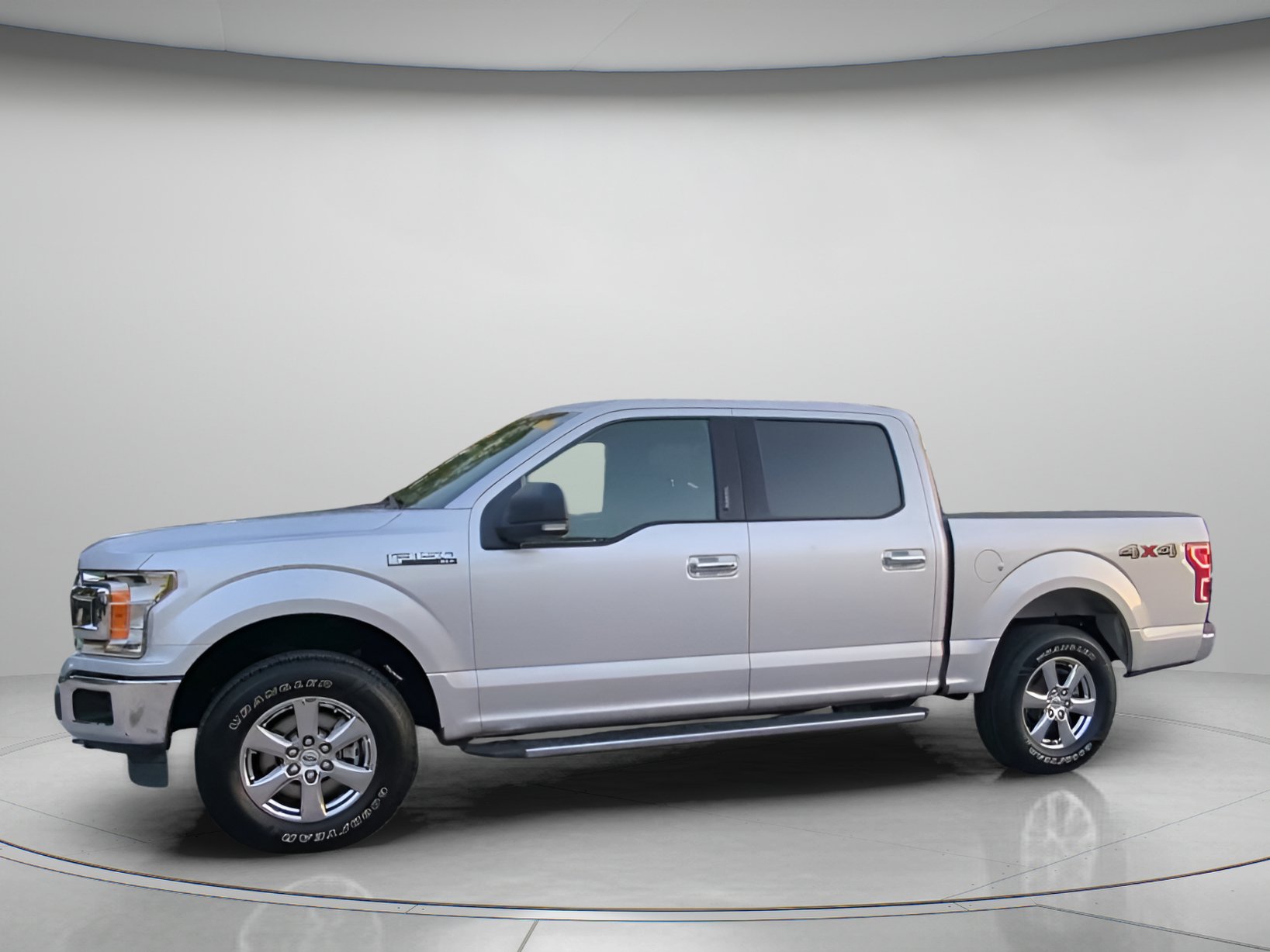 Certified 2019 Ford F150 XLT w/ Equipment Group 302A Luxury AWD/4WD image 15