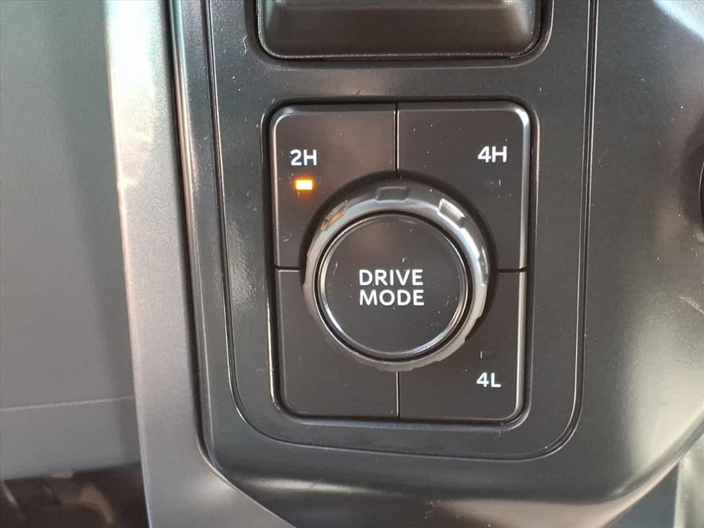 Certified 2025 Ford F150 XLT w/ Equipment Group 301A Standard image 18