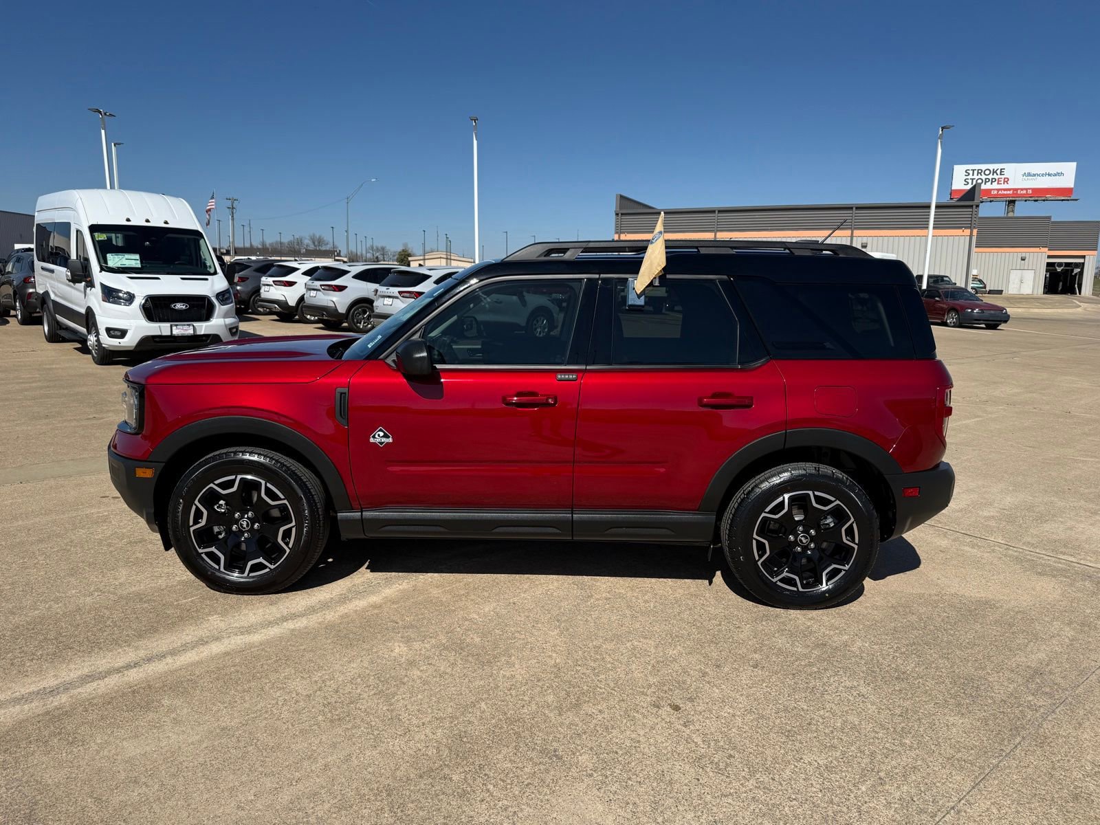 Certified 2025 Ford Bronco Sport Outer Banks image 2
