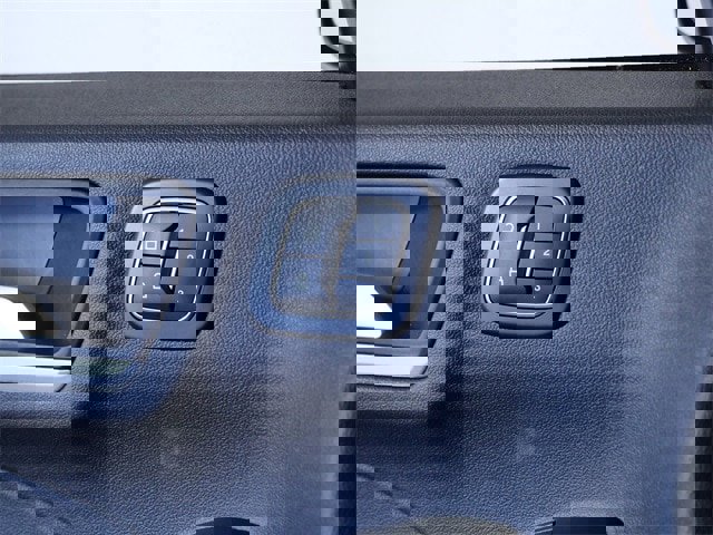 Certified 2025 Ford Escape Platinum image 27