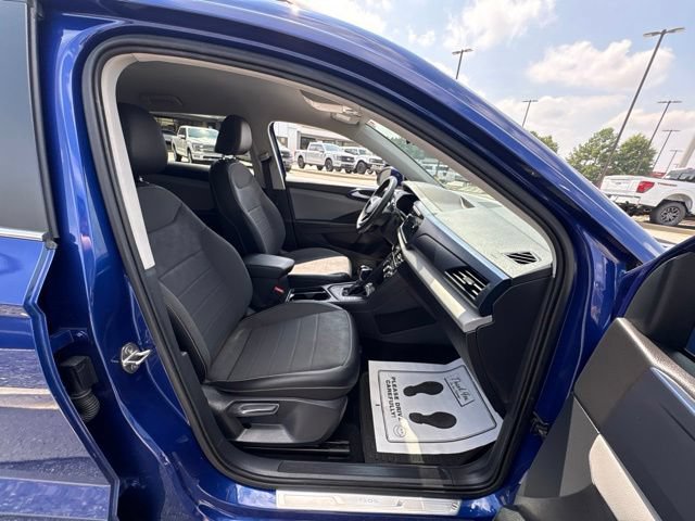 Used 2022 Volkswagen Taos SE FWD image 21