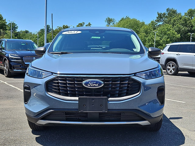 Certified 2023 Ford Escape Active AWD/4WD image 2