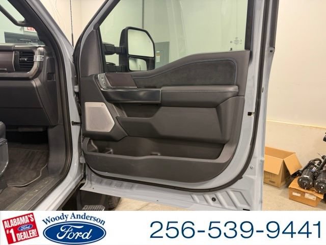 Certified 2026 Ford F450 Platinum w/ FX4 Off-Road Package AWD/4WD image 29