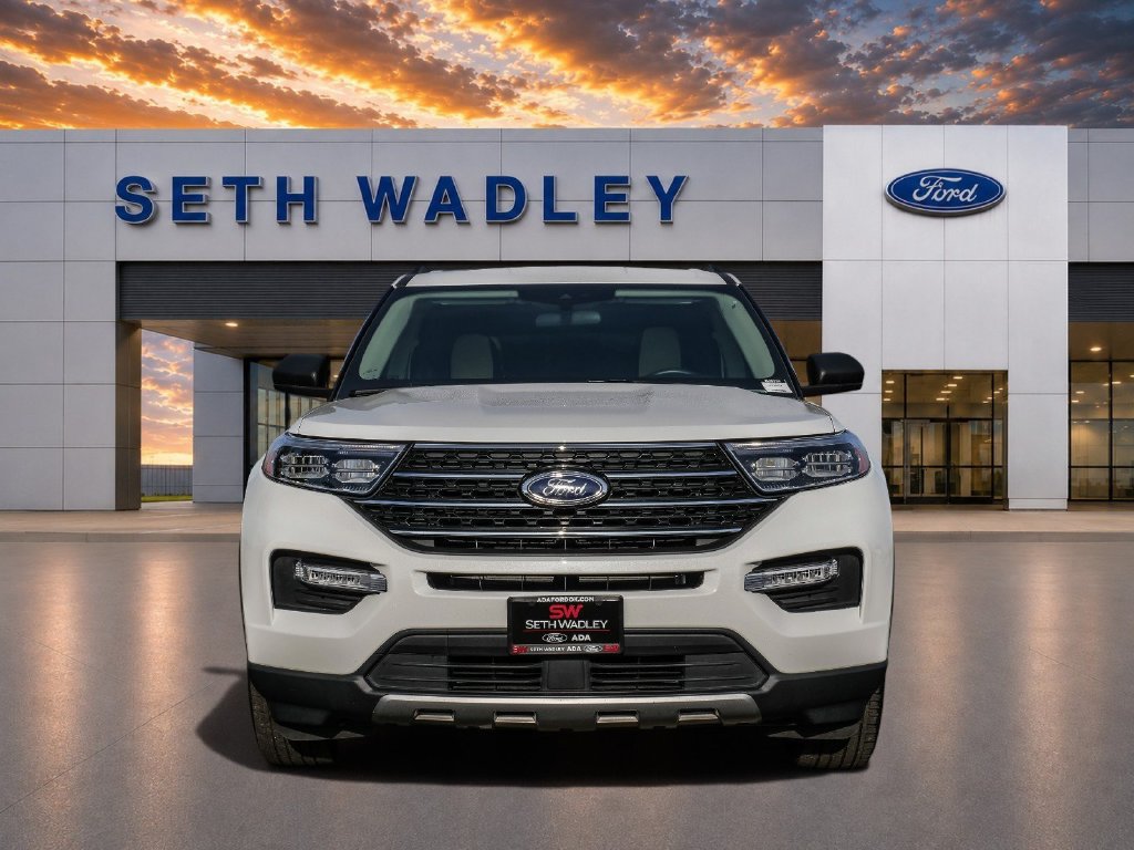 Certified 2023 Ford Explorer XLT w/ Equipment Group 202A AWD/4WD image 2