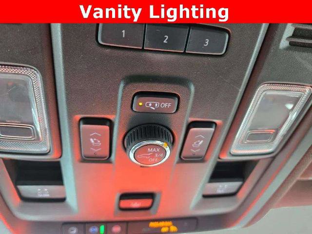 Used 2021 Chevrolet Tahoe LT w/ LT Signature Package image 16