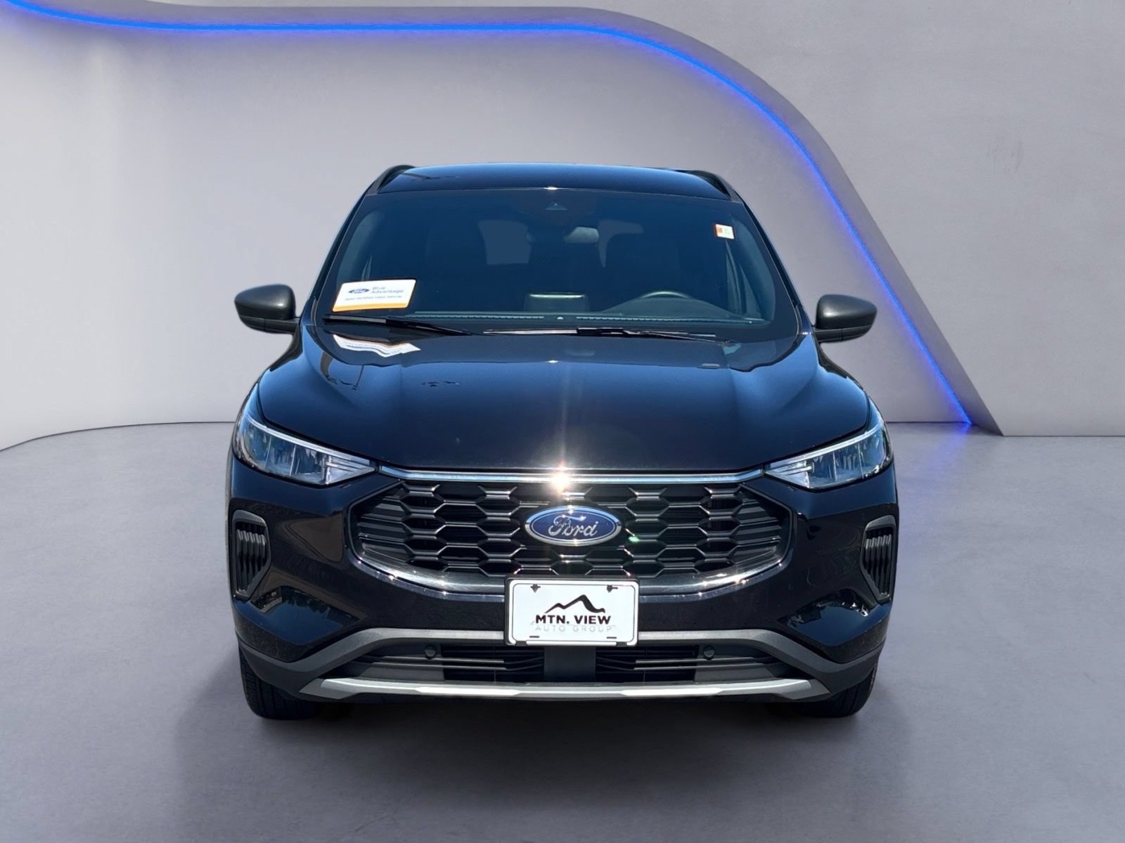 Certified 2025 Ford Escape ST-Line AWD/4WD image 9