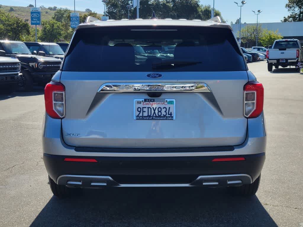 Certified 2023 Ford Explorer XLT w/ Equipment Group 202A RWD image 4