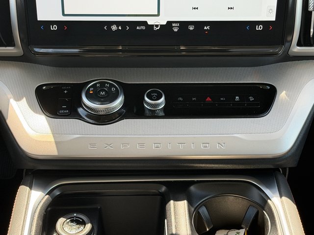 Certified 2025 Ford Expedition Max Active AWD/4WD image 26