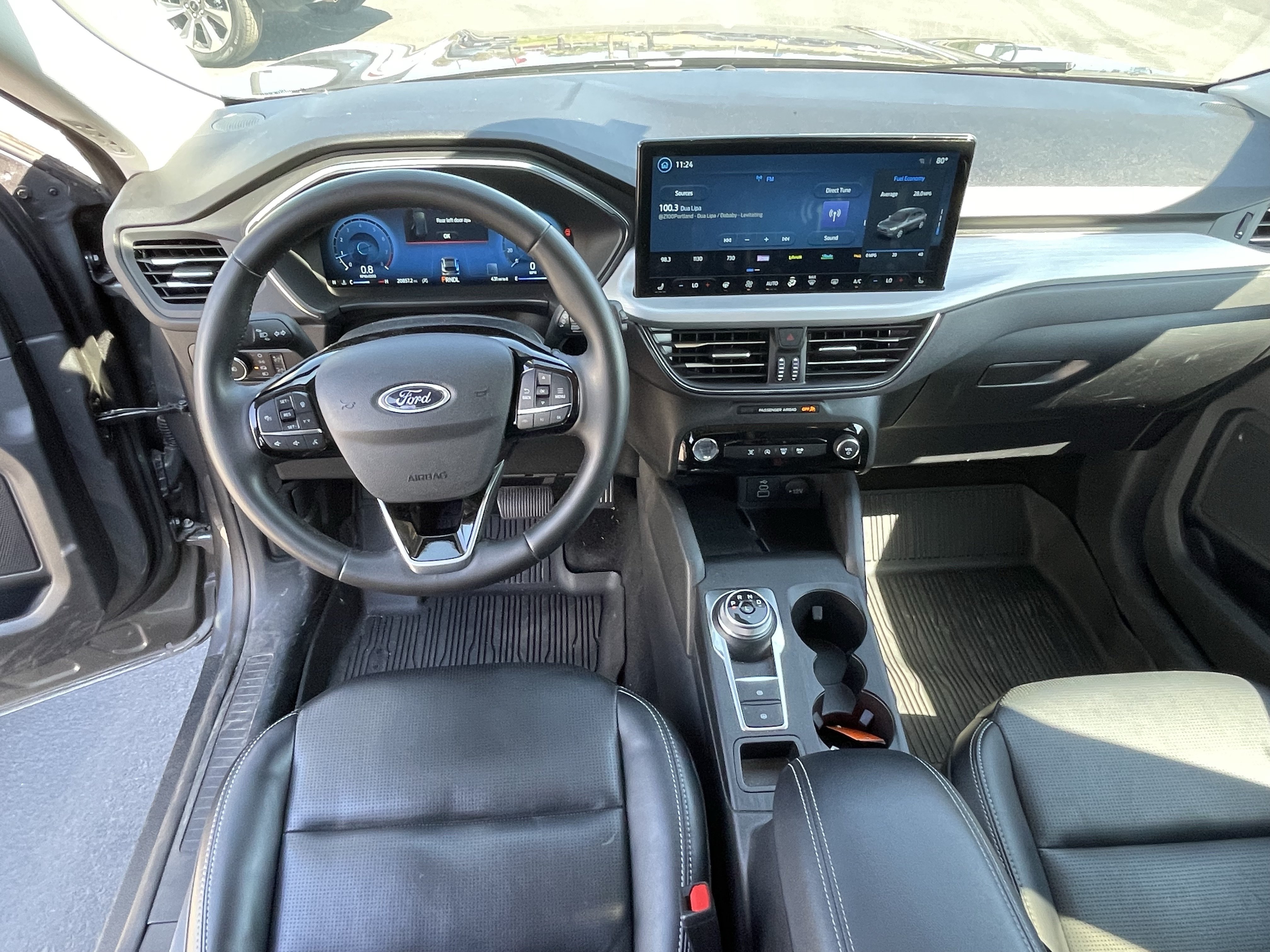 Certified 2025 Ford Escape Platinum AWD/4WD image 9