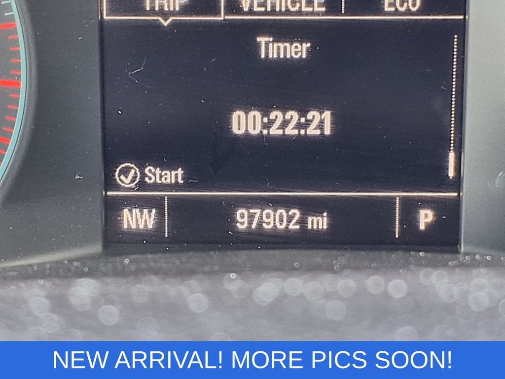 Used 2020 Chevrolet Malibu LT FWD image 16