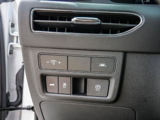 Used 2023 Hyundai Sonata Limited w/ Cargo Package FWD image 36