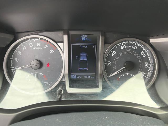 Used 2019 Toyota Tacoma SR5 AWD/4WD image 8