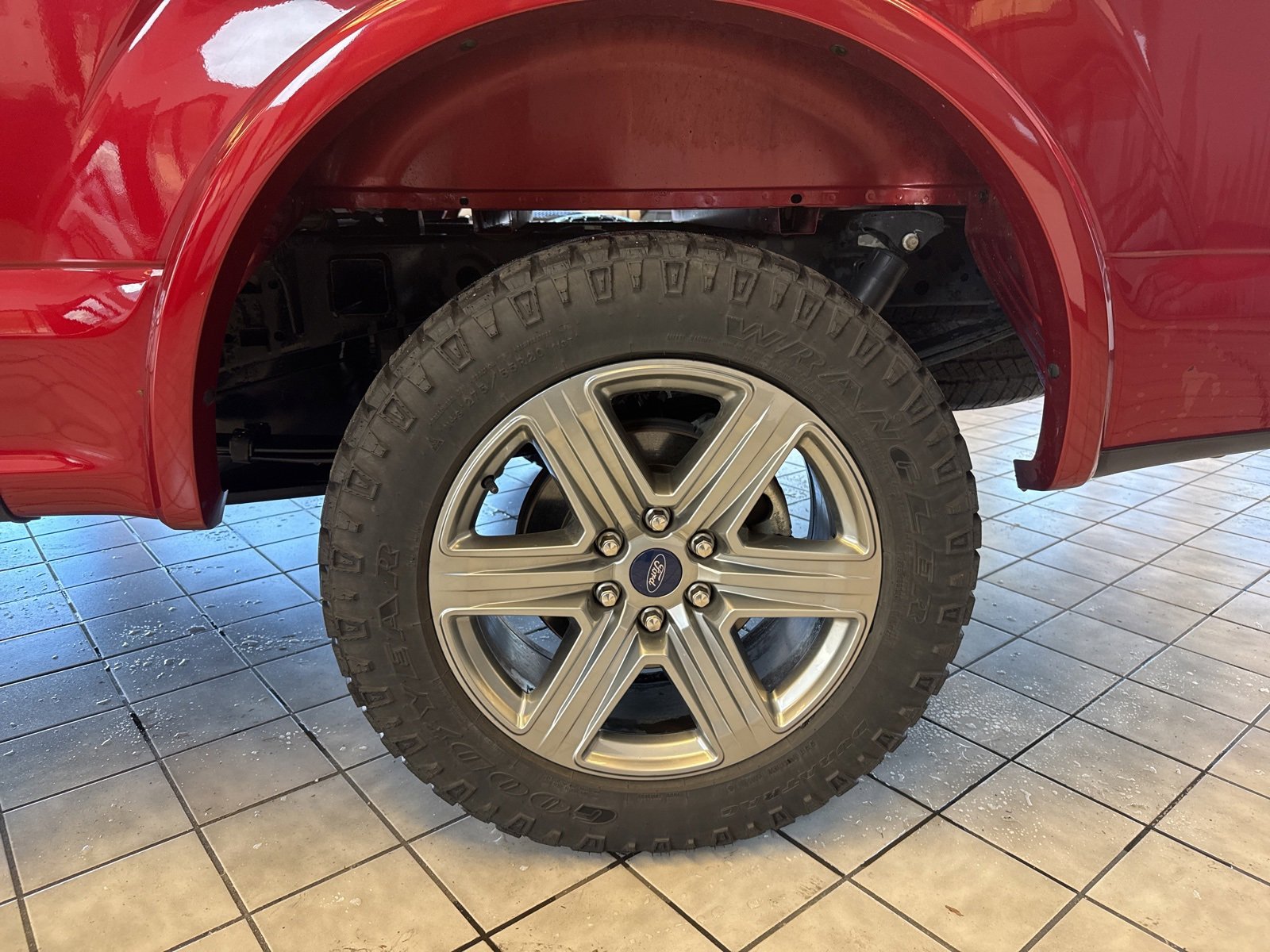 Certified 2019 Ford F150 Lariat image 24