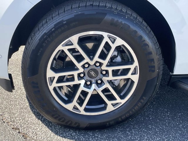 Certified 2025 Ford Expedition Max Active image 11