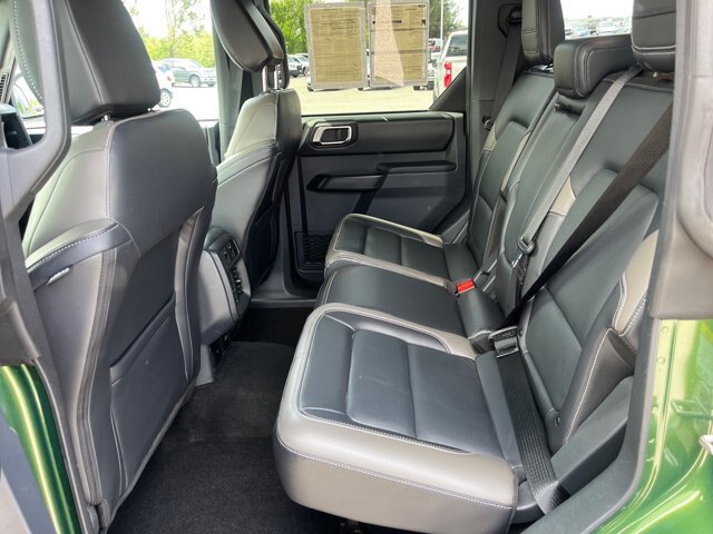 Certified 2025 Ford Bronco Outer Banks AWD/4WD image 18