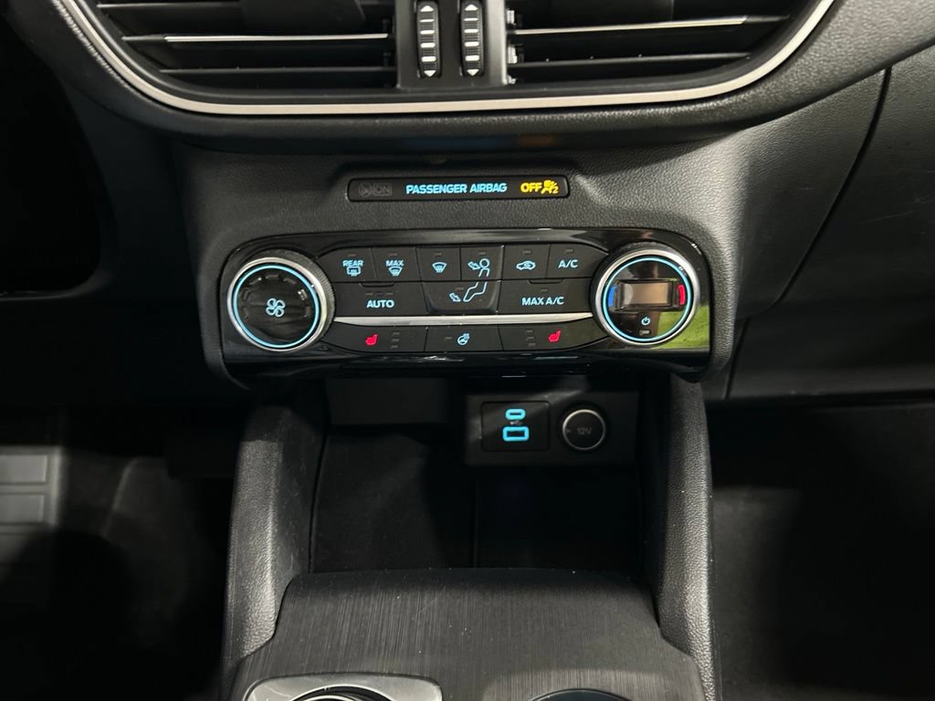 Certified 2021 Ford Escape SE w/ SE Sport Appearance Package FWD image 21