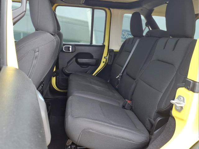 Used 2023 Jeep Wrangler Unlimited AWD/4WD image 15
