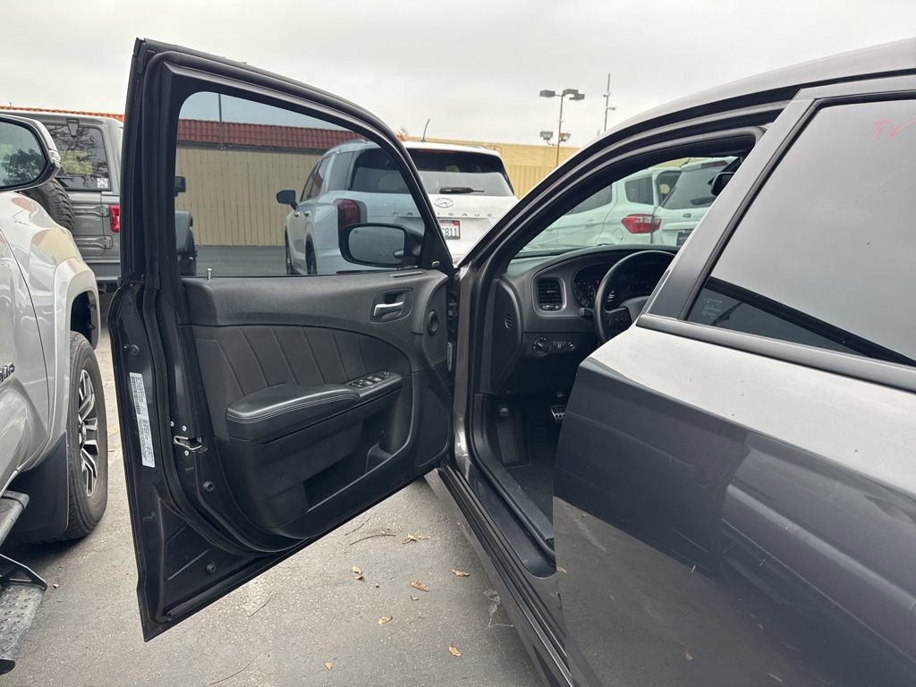 Used 2023 Dodge Charger GT w/ Blacktop Package image 7