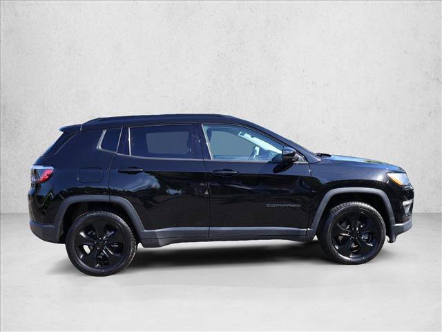 Used 2020 Jeep Compass Latitude AWD/4WD image 4
