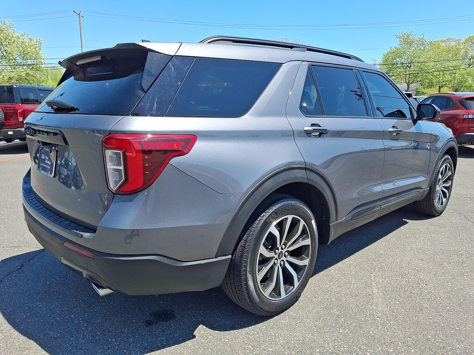 Certified 2022 Ford Explorer ST-Line AWD/4WD image 11