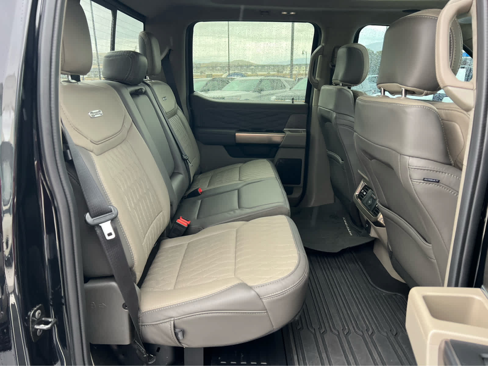 Certified 2026 Ford F350 Platinum w/ Platinum Plus Package AWD/4WD image 18