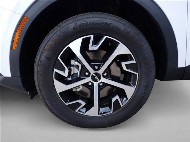 Used 2025 Kia Sportage EX AWD/4WD image 7