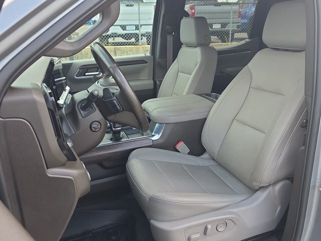 Used 2023 GMC Sierra 1500 SLT w/ SLT Convenience Package AWD/4WD image 9