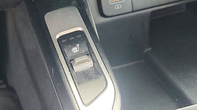 Used 2022 Kia Sorento S FWD image 19
