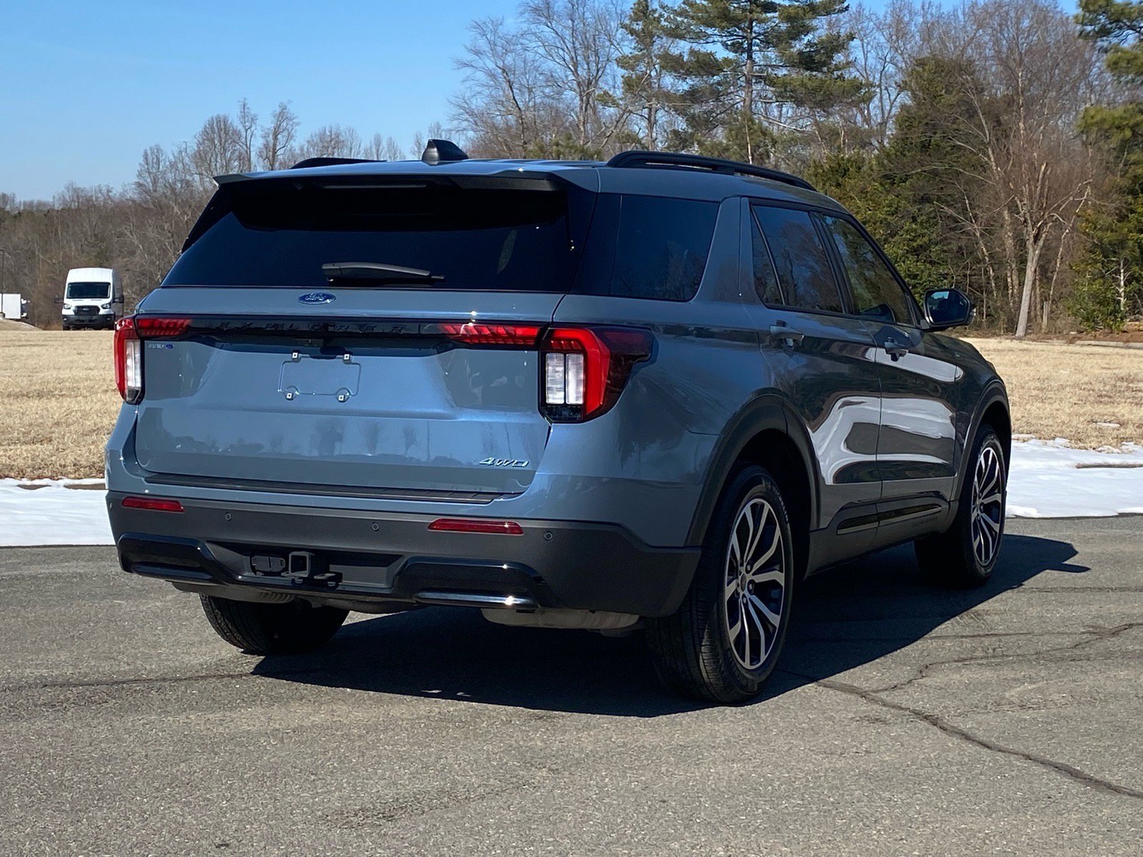 Certified 2025 Ford Explorer ST-Line image 4