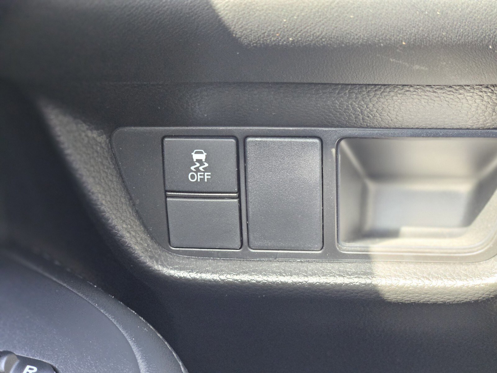 Used 2025 Honda HR-V LX image 24