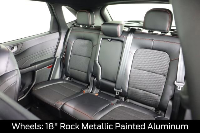 Certified 2025 Ford Escape ST-Line w/ Tech Pack #1 image 29