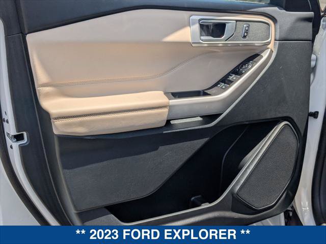 Certified 2023 Ford Explorer XLT w/ Equipment Group 202A AWD/4WD image 10