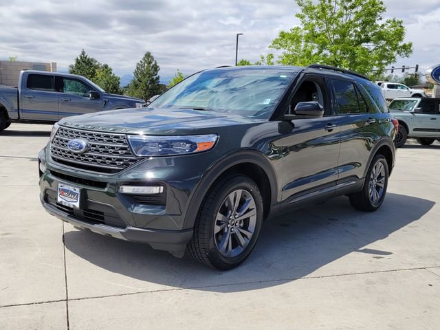 Certified 2023 Ford Explorer XLT w/ Equipment Group 202A AWD/4WD image 4