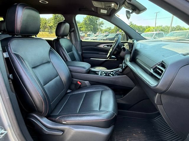 Used 2024 Chevrolet Traverse LT FWD image 7